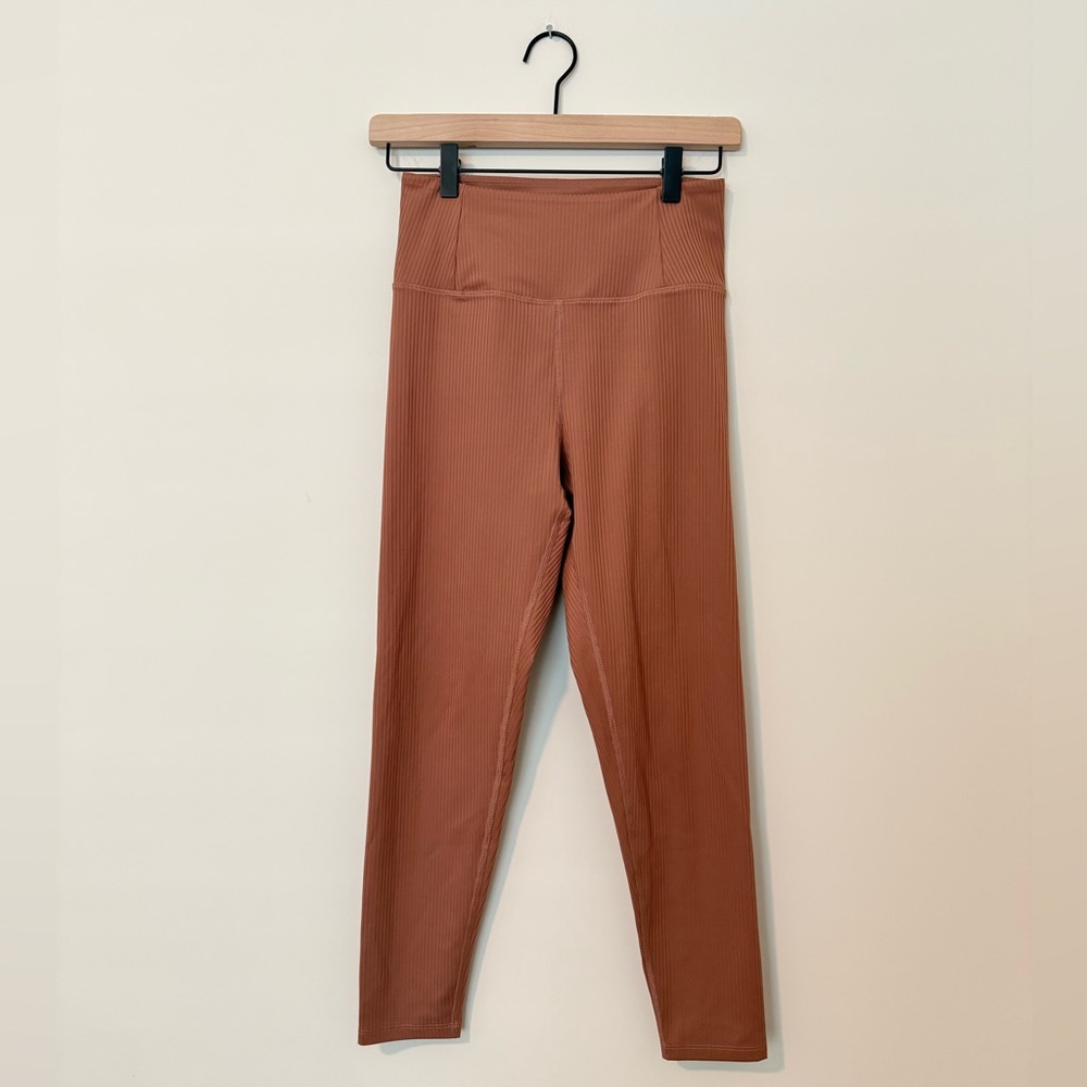 Girlfriend Collective High Rise Rib Leggings in Rye Brown Size Small